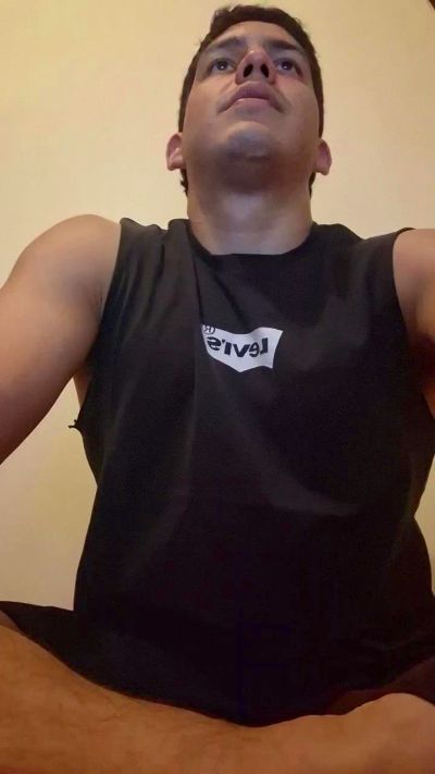 JohnnyRuizXXX live cam on Cam4