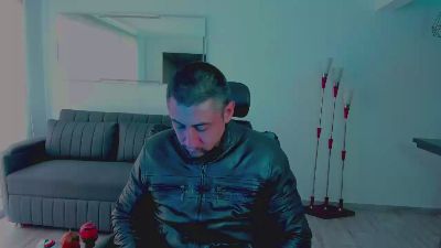 Johnny_Seens1 live cam on Cam4