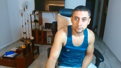 Johnny_Seens1 live cam on Cam4