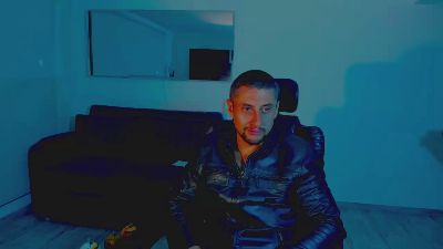 Johnny_Seens1 live cam on Cam4