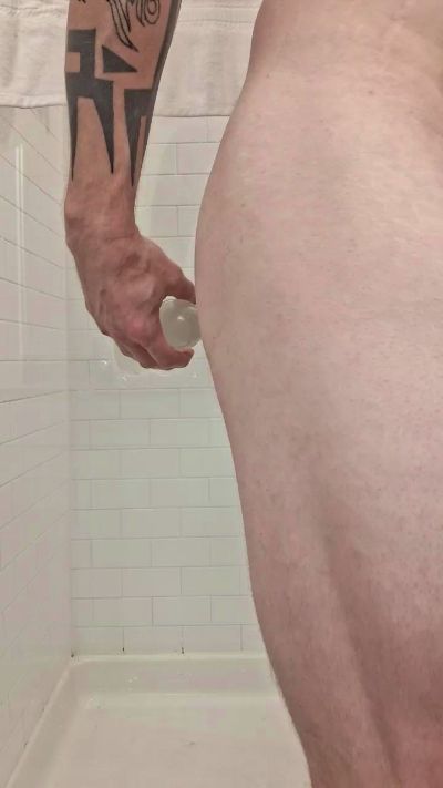 Johnybottom live cam on Cam4