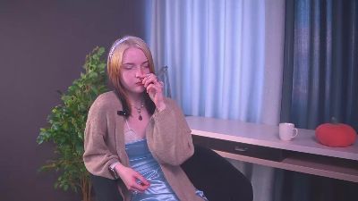 JoieMeiggs webcam mujer en vivo desde Francia