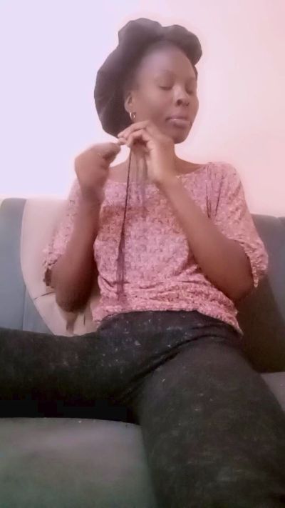 Jojoann399 live cam on Cam4