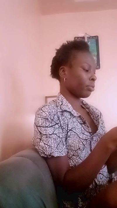 Jojoann399 live cam on Cam4