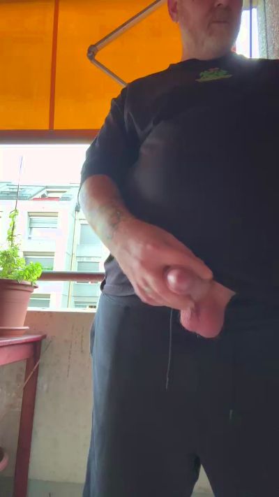 Jokerdick31 live cam on Cam4