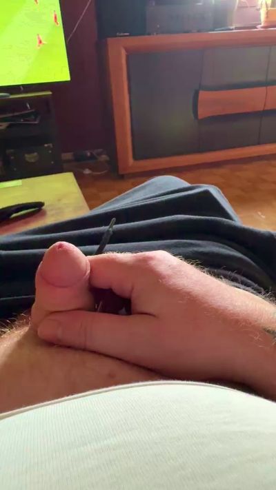 Jokerdick31 live cam on Cam4