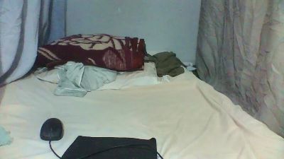 Joliebombe live cam on Cam4