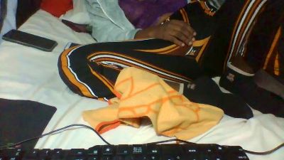Joliebombe live cam on Cam4