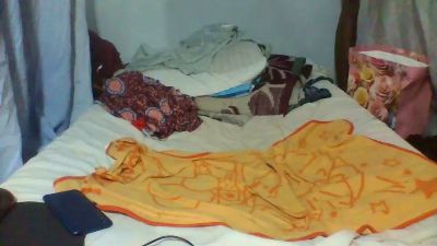 Joliebombe live cam on Cam4