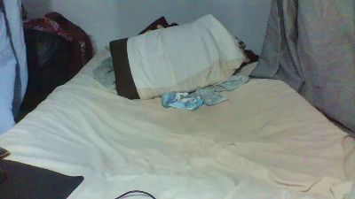 Joliebombe live cam on Cam4
