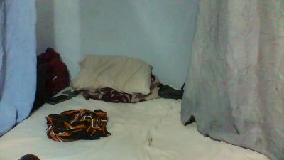 Joliebombe live cam on Cam4