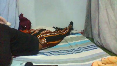 Joliebombe live cam on Cam4