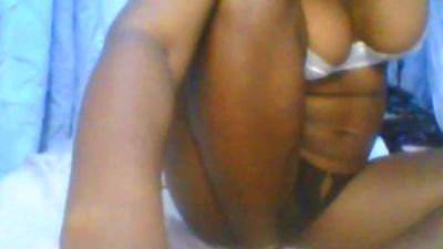 Joliebombe live cam on Cam4