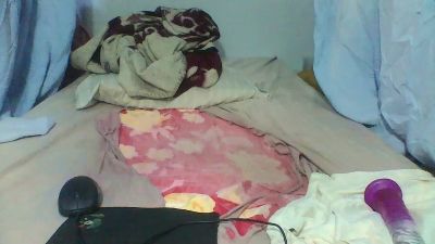 Joliebombe live cam on Cam4