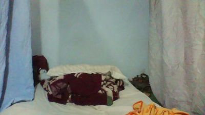 Joliebombe live cam on Cam4
