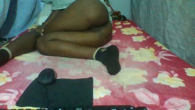 Joliebombe live cam on Cam4