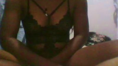 Joliebombe live cam on Cam4