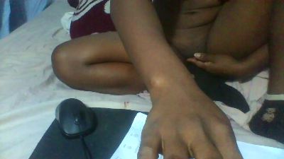Joliebombe live cam on Cam4