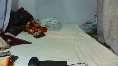 Joliebombe live cam on Cam4
