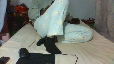 Joliebombe live cam on Cam4