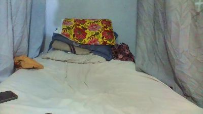 Joliebombe live cam on Cam4