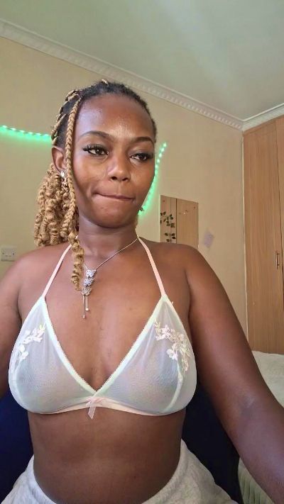 Jollie_ live cam on Cam4