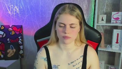 Jolly_Doll live cam on Cam4
