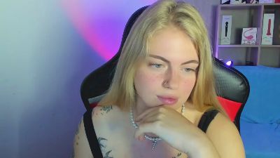 Jolly_Doll live cam on Cam4
