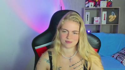 Jolly_Doll live cam on Cam4