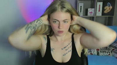 Jolly_Doll live cam on Cam4