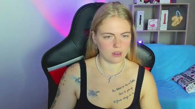 Jolly_Doll live cam on Cam4