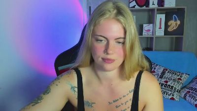 Jolly_Doll live cam on Cam4