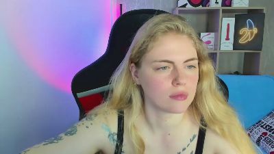 Jolly_Doll live cam on Cam4