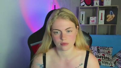 Jolly_Doll live cam on Cam4
