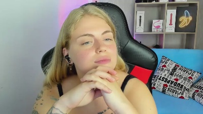 Jolly_Doll live cam on Cam4
