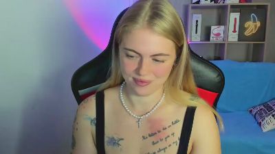 Jolly_Doll live cam on Cam4