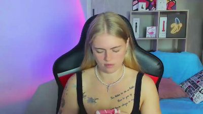 Jolly_Doll live cam on Cam4