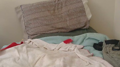 Jollyroger8000 live cam on Cam4