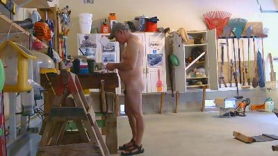 Jollyroger8000 live cam on Cam4