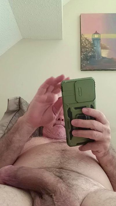 Jollyroger8000 live cam on Cam4