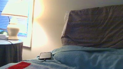 Jollyroger8000 live cam on Cam4