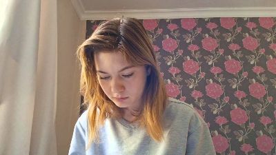 JolynKuwana live cam on Cam4