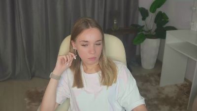 JolynOtar 来自 意大利 的 女性 直播摄像头