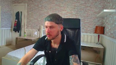 JonahShaw live cam on Cam4