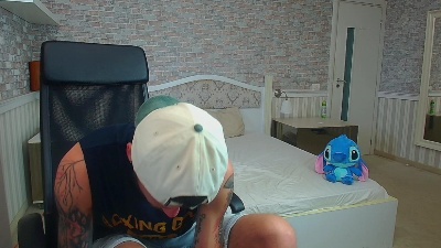 JonahShaw live cam on Cam4