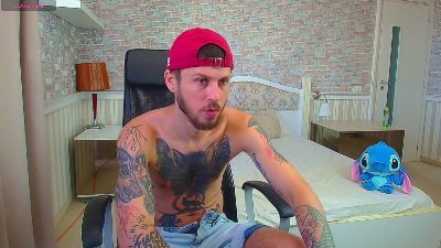 JonahShaw live cam on Cam4