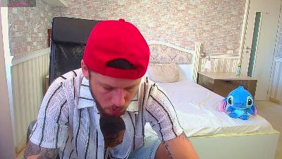JonahShaw live cam on Cam4