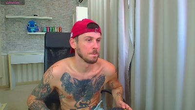 JonahShaw live cam on Cam4