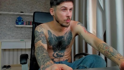 JonahShaw live cam on Cam4