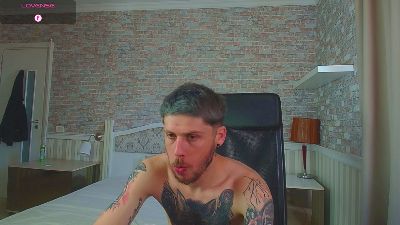 JonahShaw live cam on Cam4